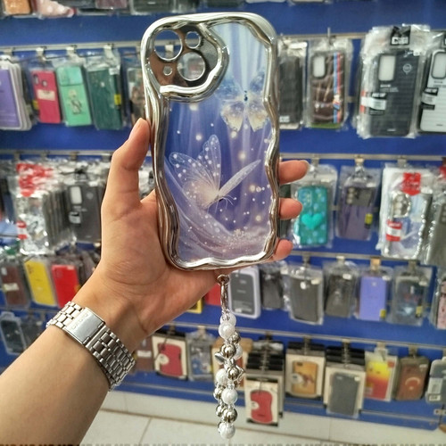 گارد آیفون 13 نرمال آویزدار پروانهای