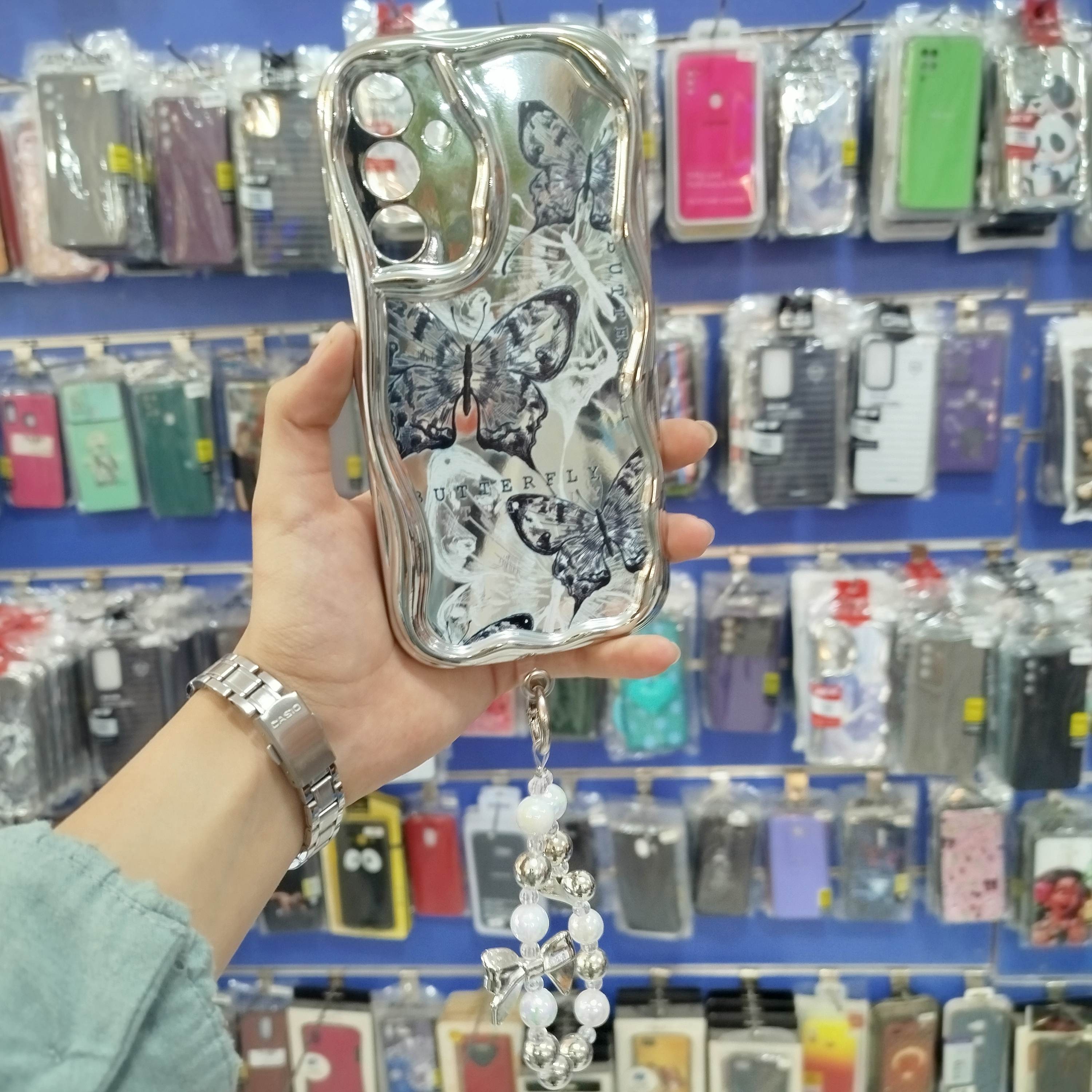 گارد سامسونگ A16 آویزدار پروانه مشکی